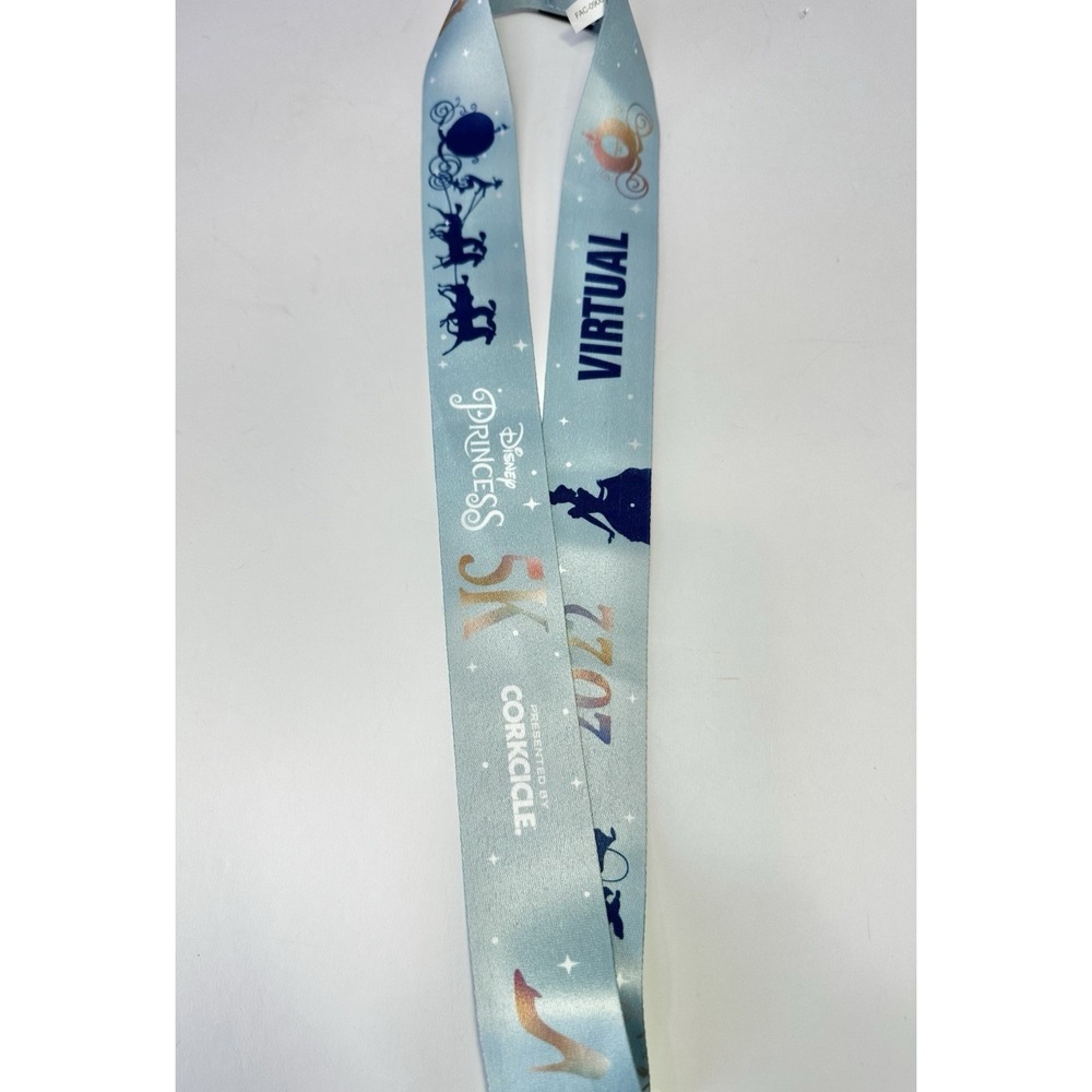 2022 runDinsey Walt Disney World Princess Weekend 5k Cinderella Medal - Picture 3 of 4